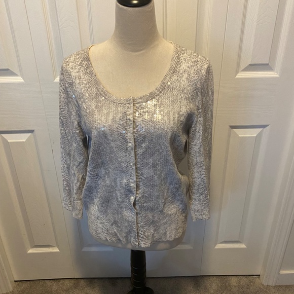 White House Black Market size L sweater cardigan - Picture 3 of 14